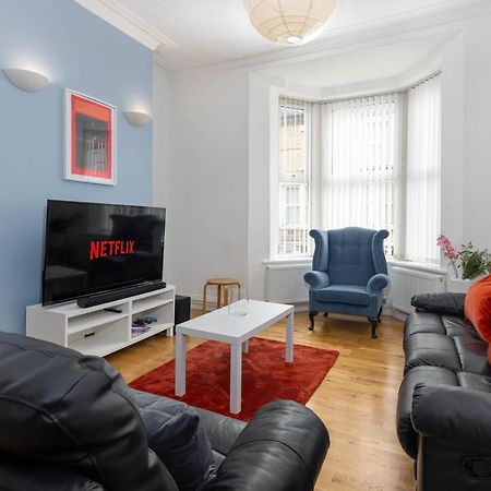 Air Host & Stay - Rockfield House - Sleeps 8 리버풀 외부 사진