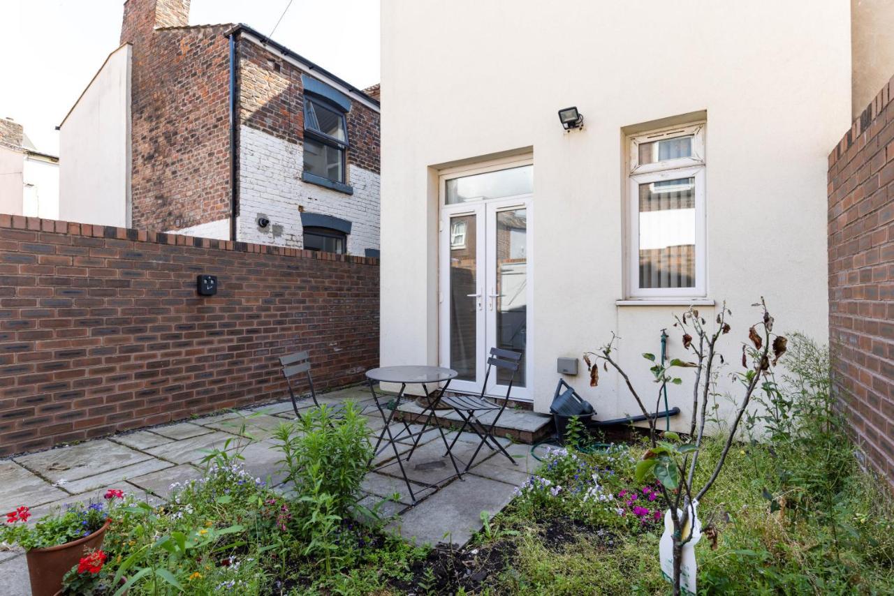 Air Host & Stay - Rockfield House - Sleeps 8 리버풀 외부 사진