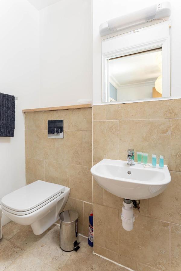 Air Host & Stay - Rockfield House - Sleeps 8 리버풀 외부 사진