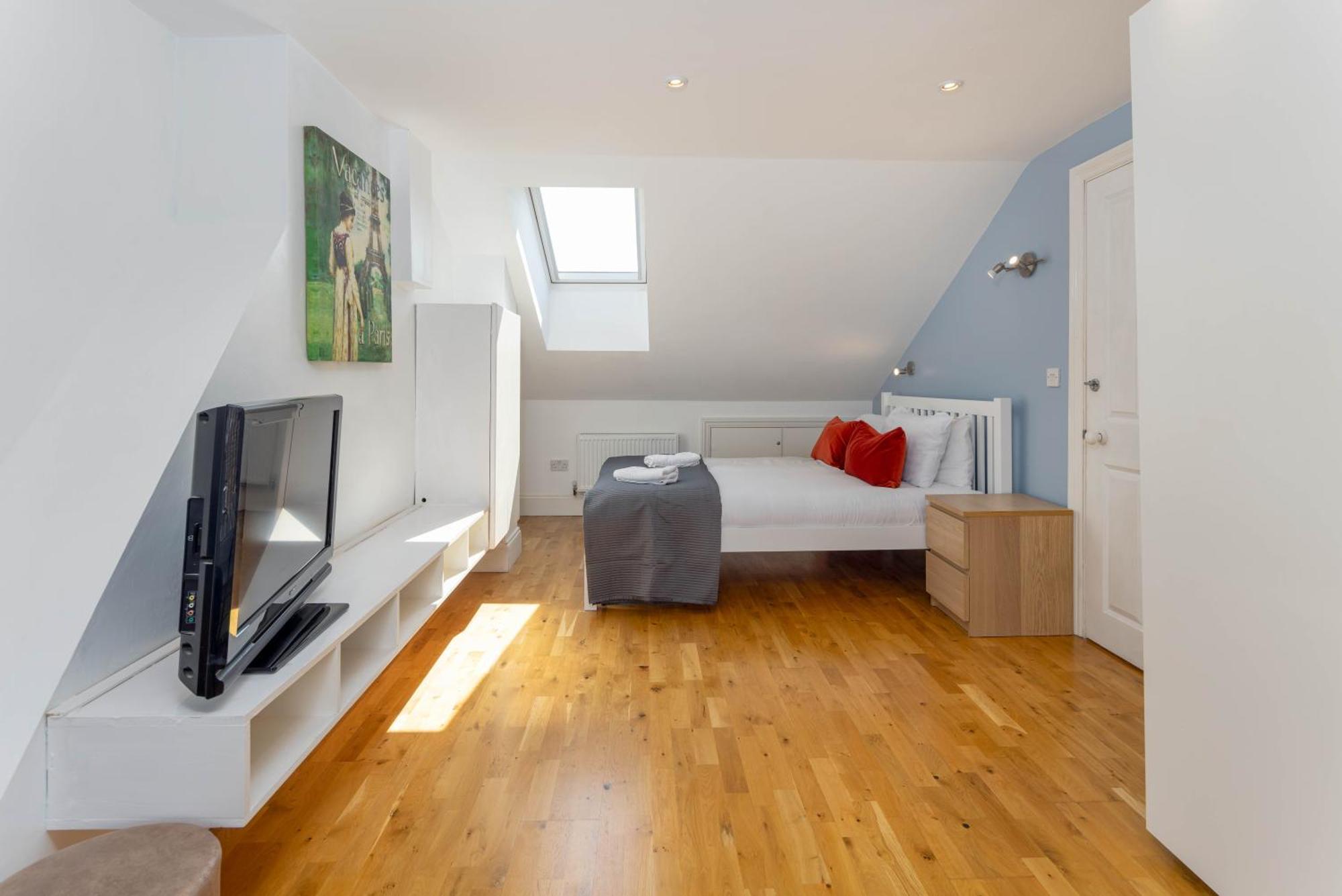 Air Host & Stay - Rockfield House - Sleeps 8 리버풀 외부 사진